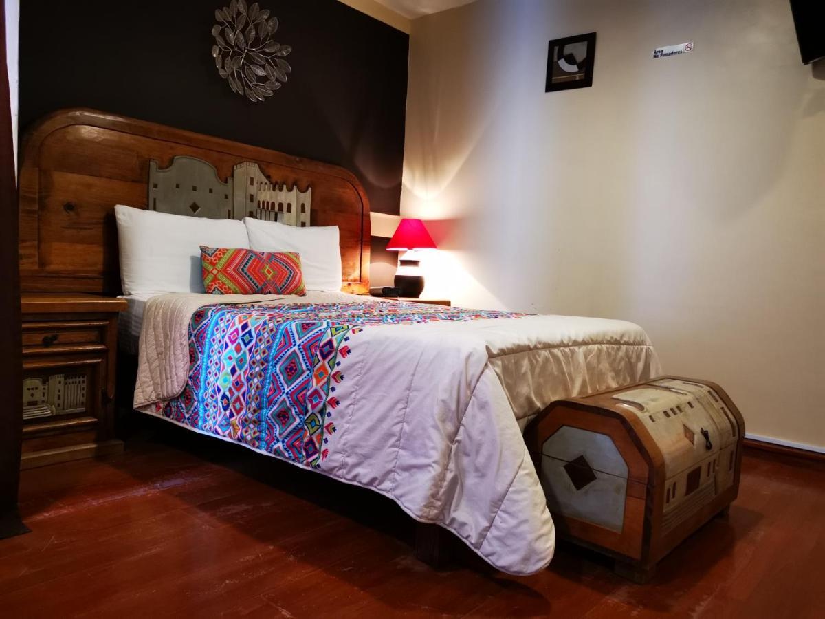 Hotel Chocolate Tradicional غواناخواتو المظهر الخارجي الصورة
