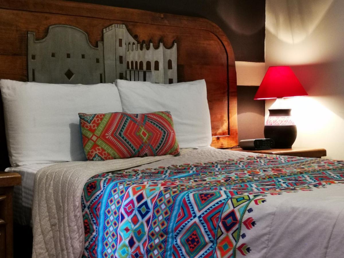 Hotel Chocolate Tradicional غواناخواتو المظهر الخارجي الصورة